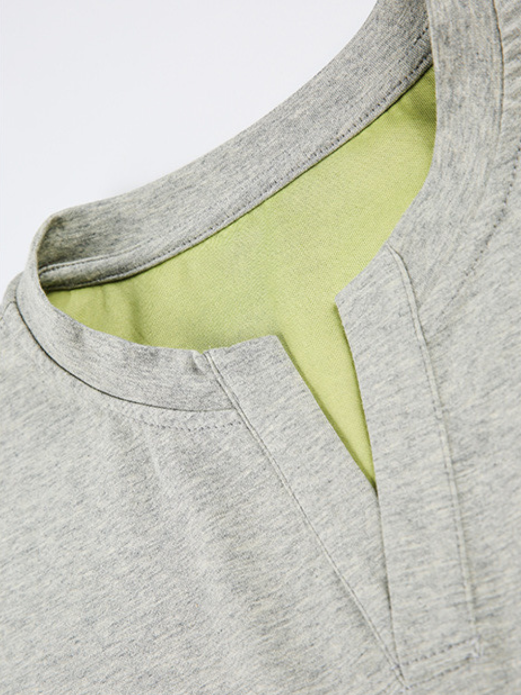 Thunderridge - Men's Layered Crew Neck T-Shirt