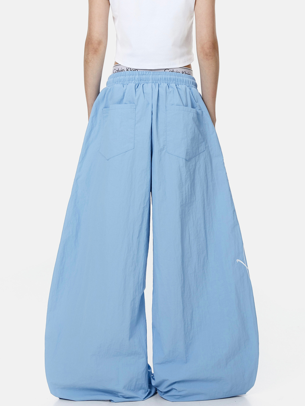 WarmSack - Women's Lace-Up Layered Curved Parachute Pants