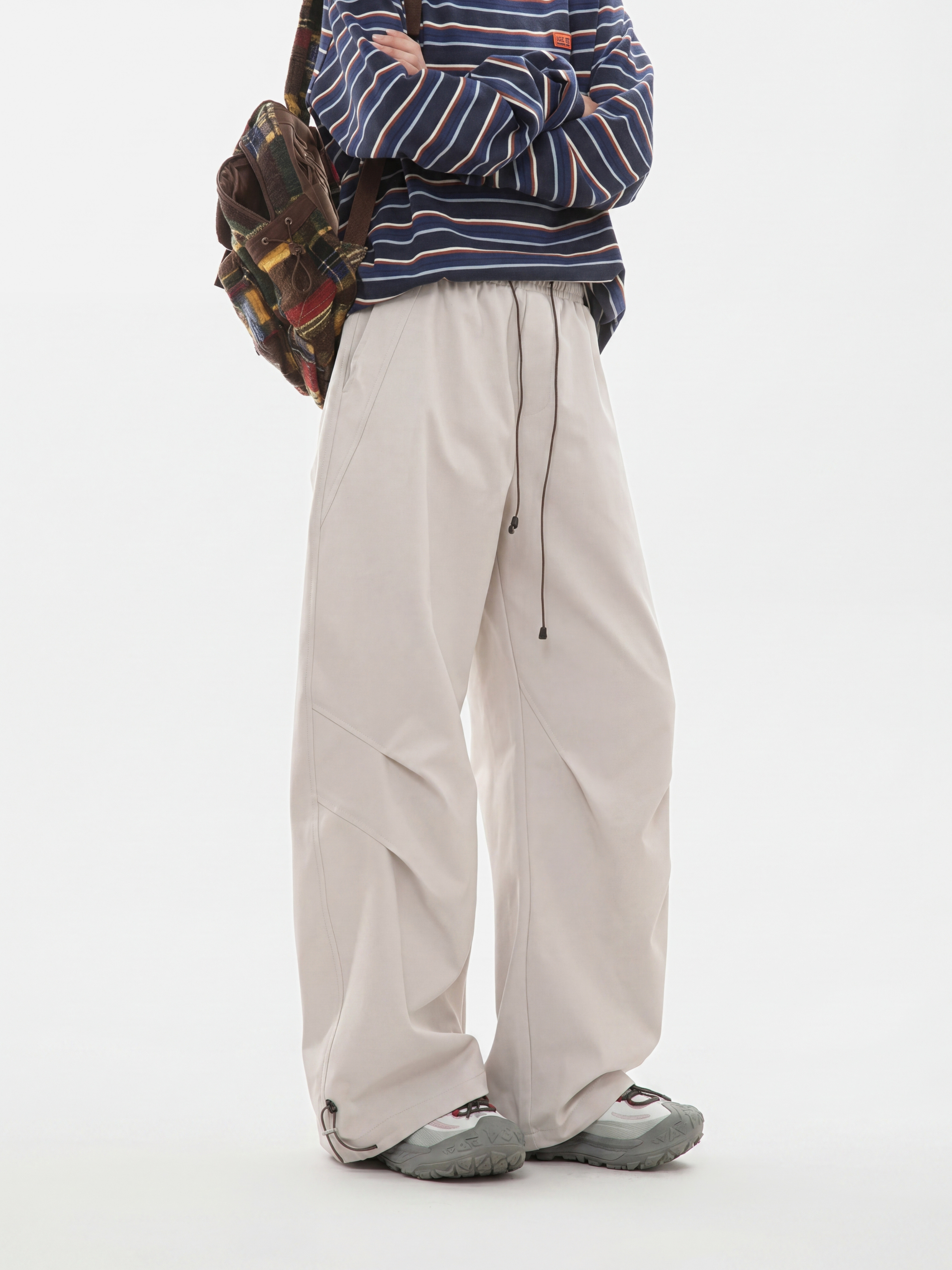 FlintPeak - Ruched Drawstring Utility Pants