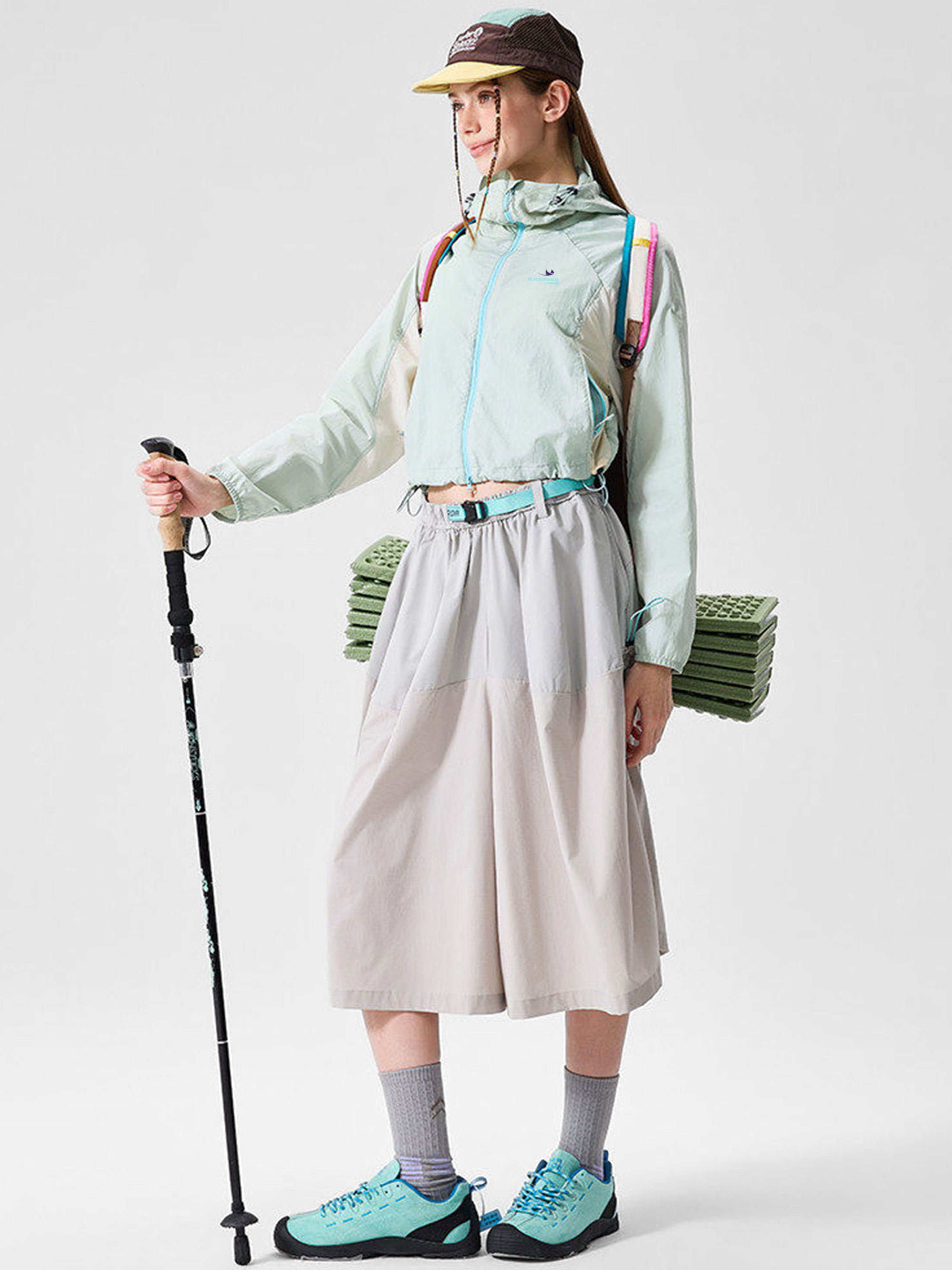 Resonance - Women's Water-Repellent Colorblock Cropped Jacket