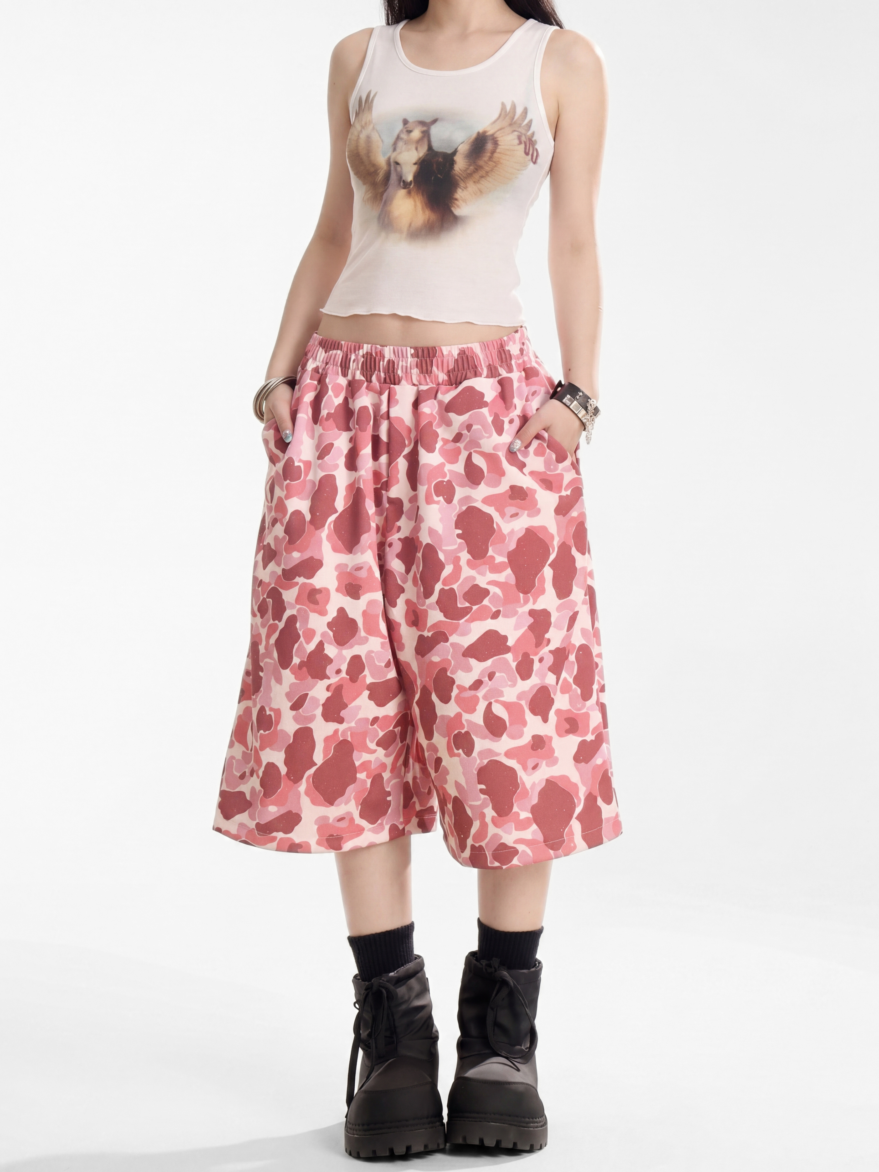 Underflow - Women's Camouflage Elastic Waist Wide-Leg Cropped Pants