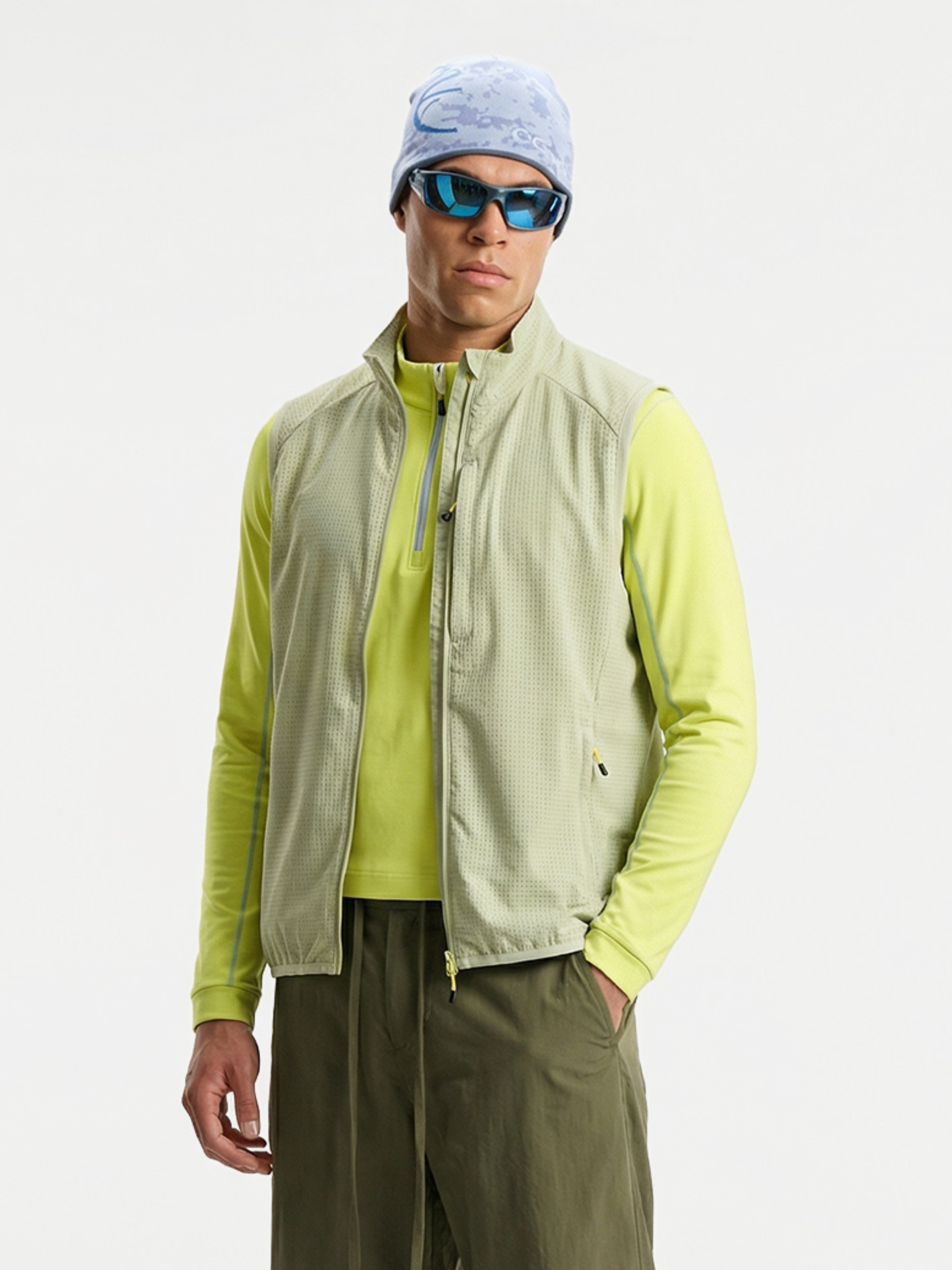 FoxCliff - Lightweight Perforated Mesh Breathable Zip Vest