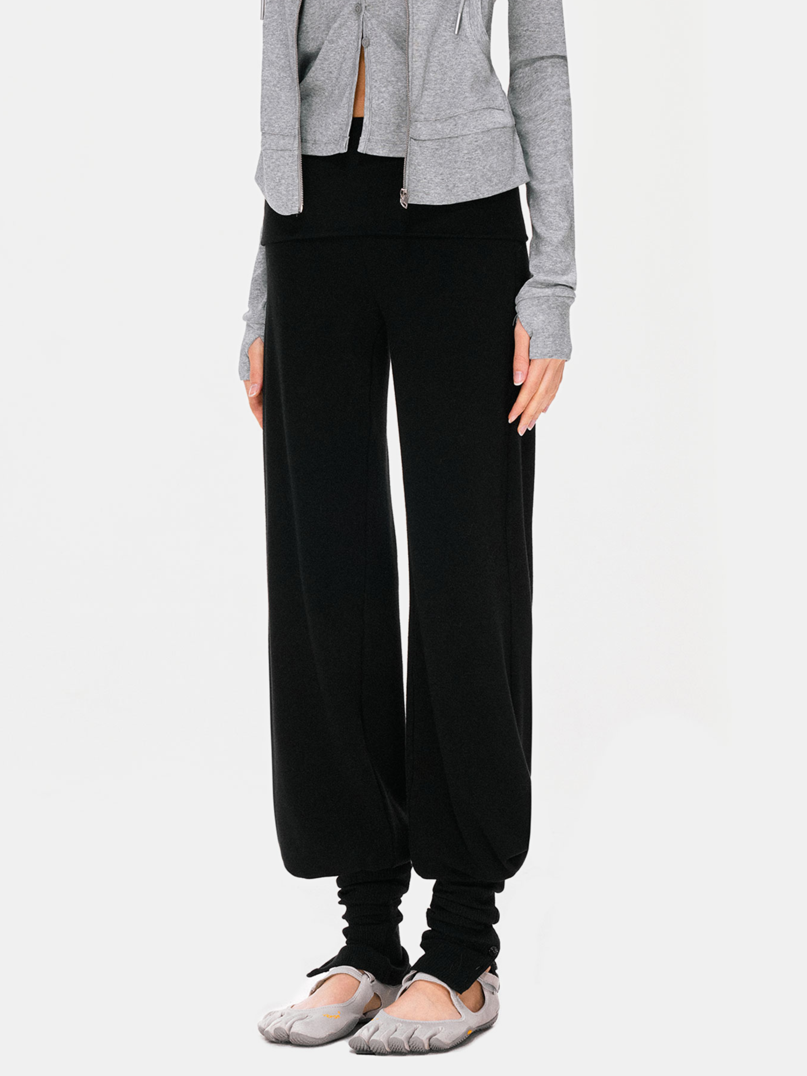 Hallowbrook - Women's Detachable Sock-Cuff Convertible Sweatpants