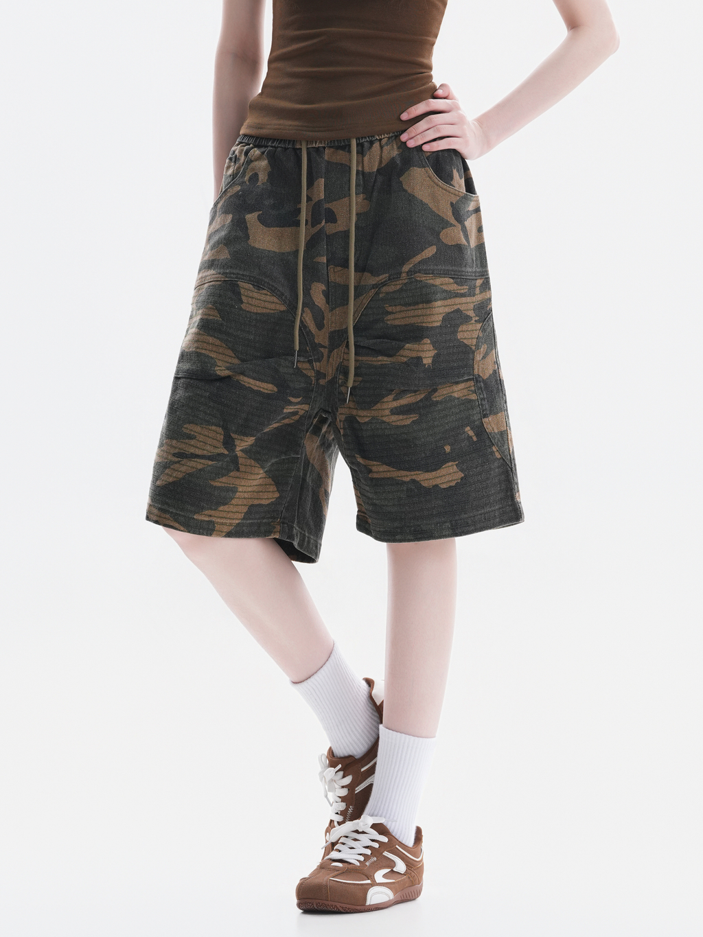 FoxCreek - Women's Washed Camo Cargo Shorts