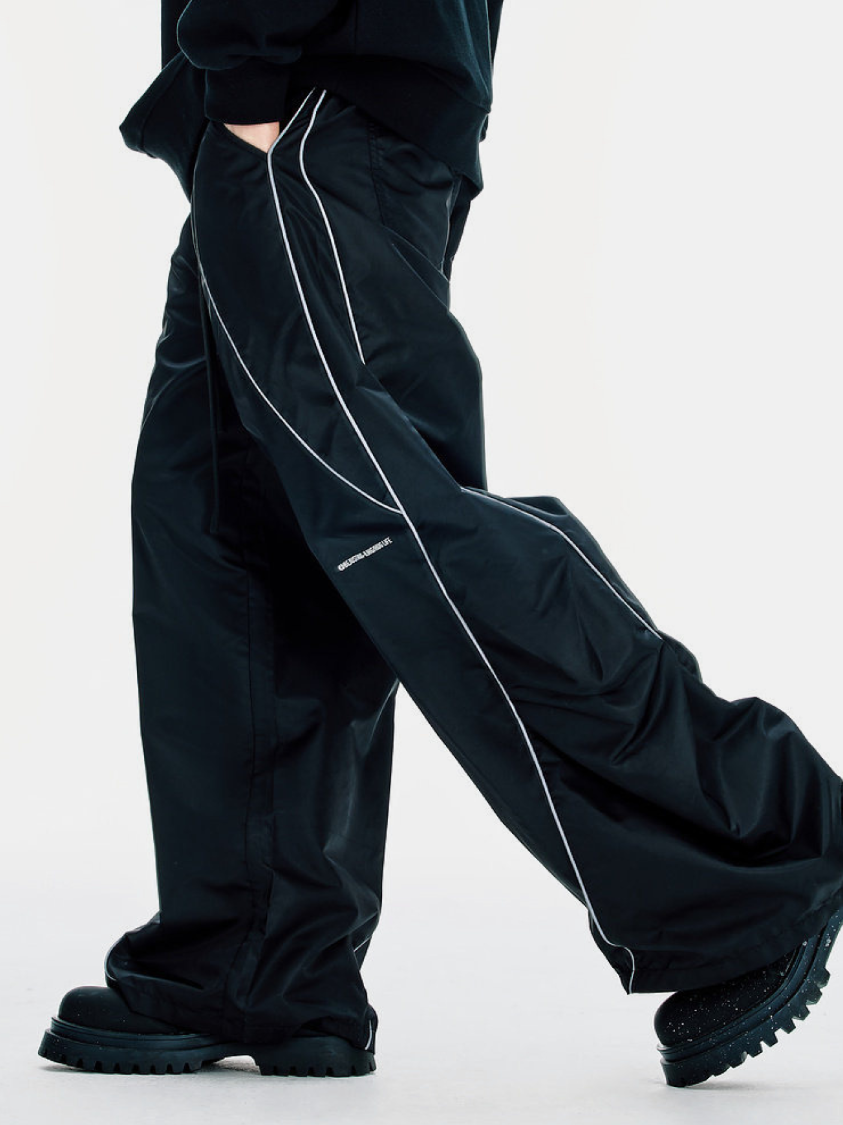 MesaFlow - Unisex Water-Repellent Lightweight Reflective Stripe Pants