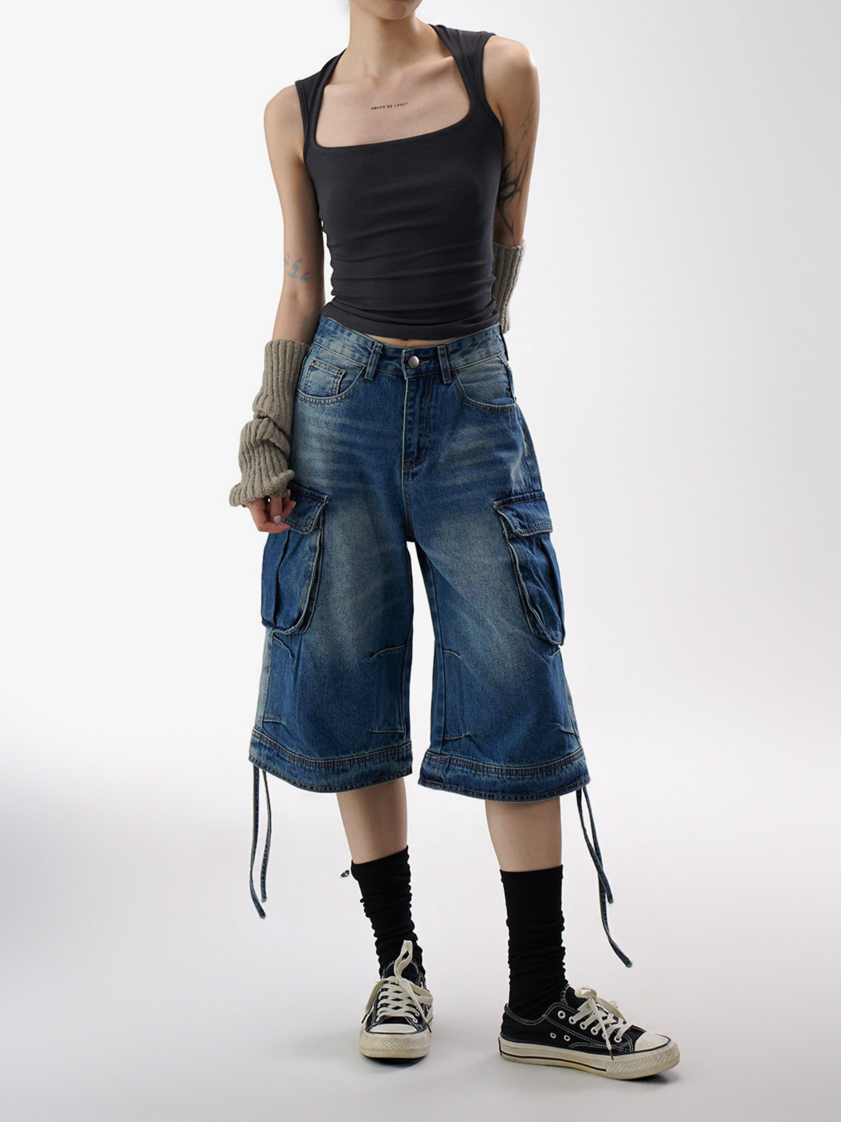 BasicLine - Women's Multi-Pocket Denim Cargo Cropped Pants