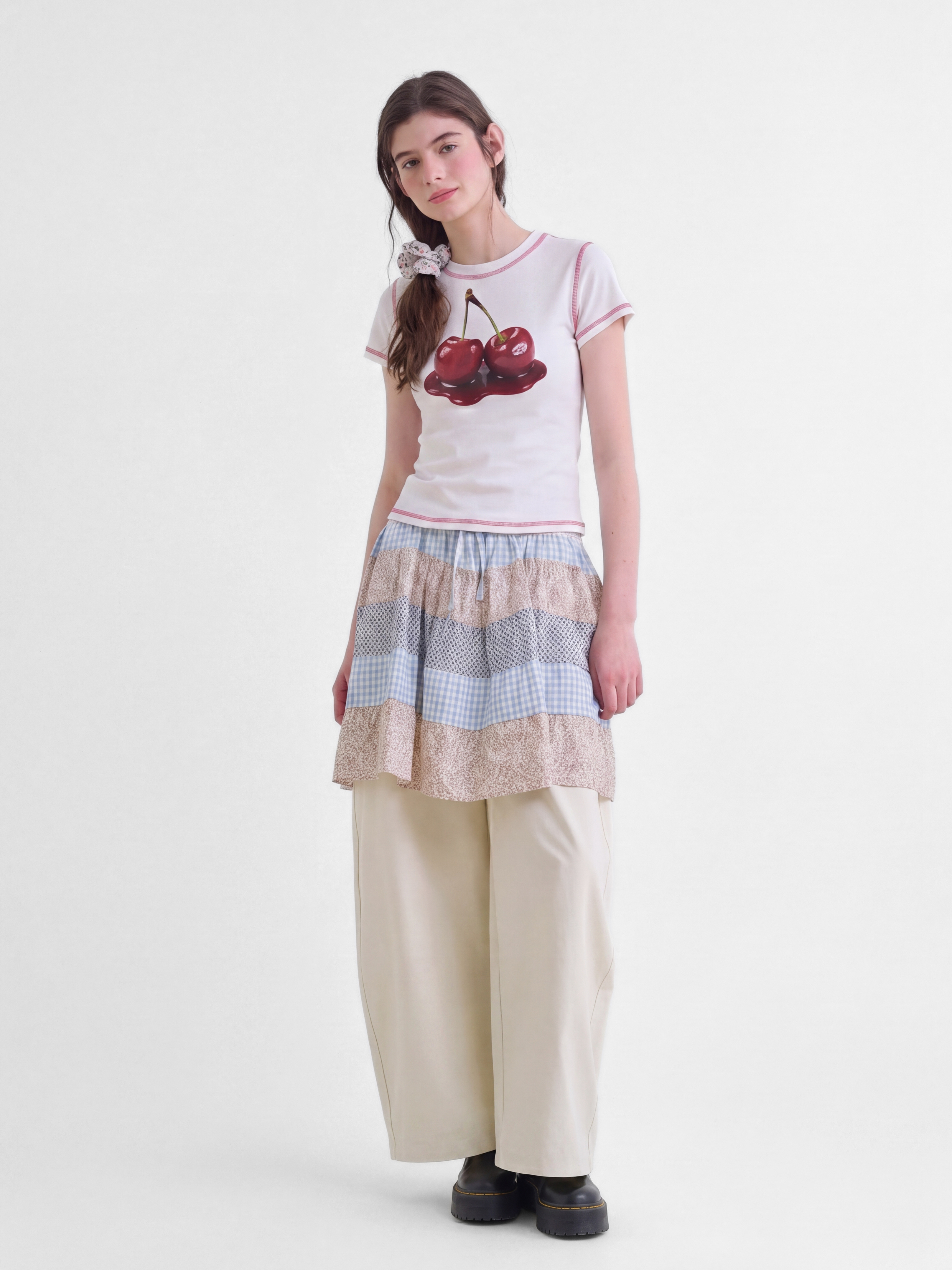 BerryPop - Women's Contrast Stitch Dopamine Print Cropped T-Shirt