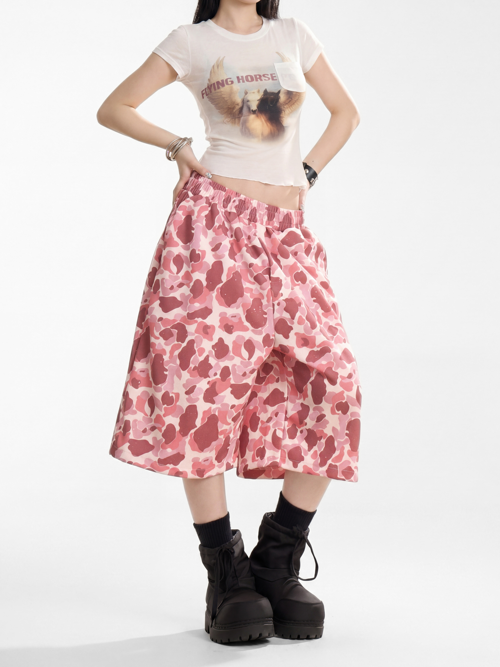 Underflow - Women's Camouflage Elastic Waist Wide-Leg Cropped Pants