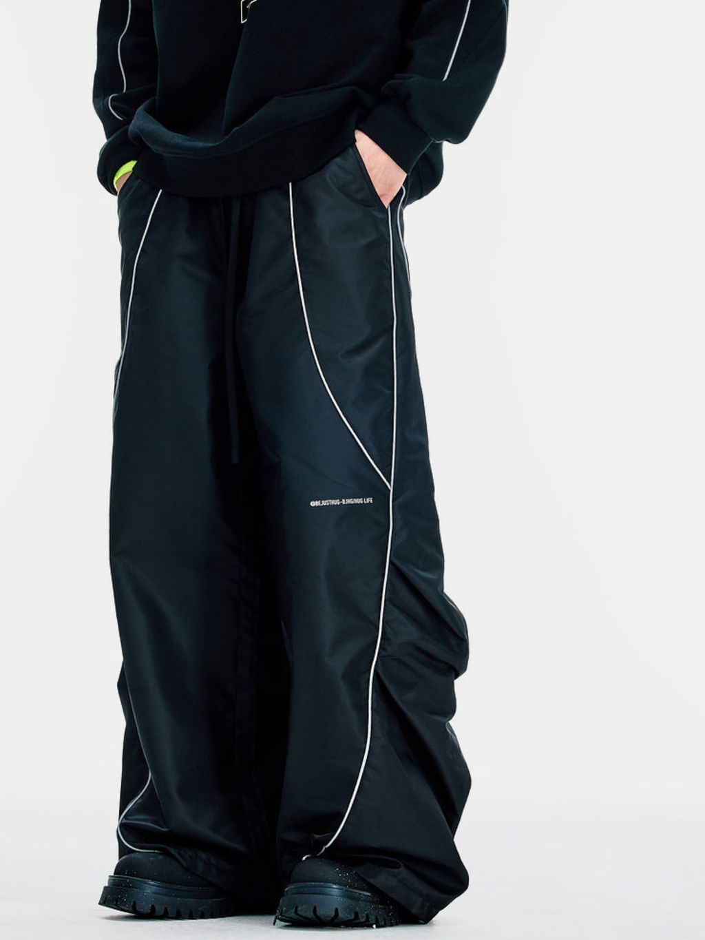 MesaFlow - Water-Repellent Lightweight Reflective Stripe Pants