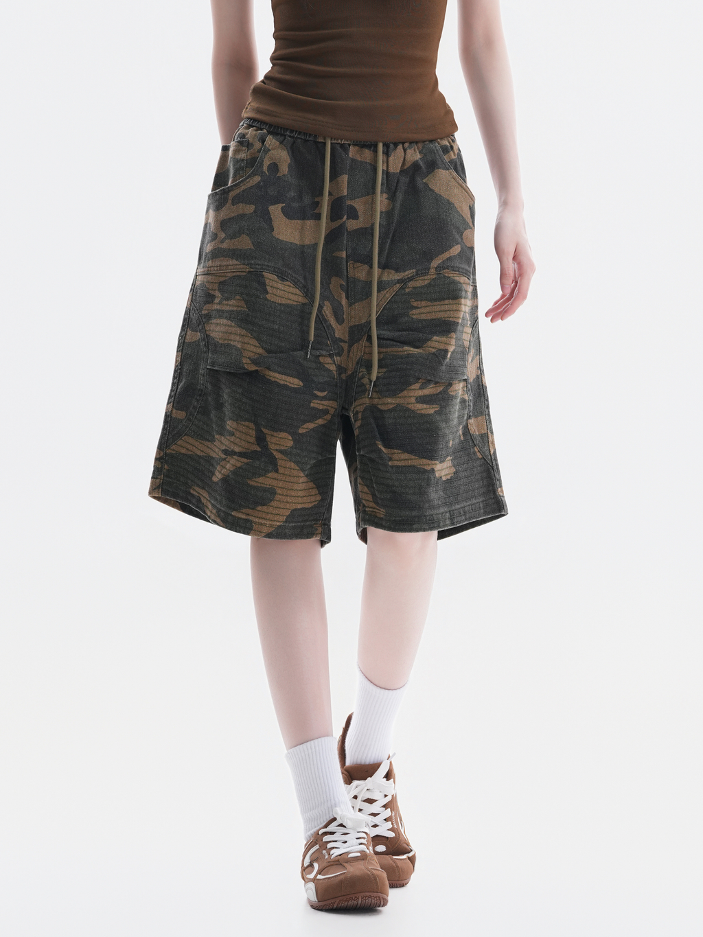 FoxCreek - Women's Washed Camo Cargo Shorts