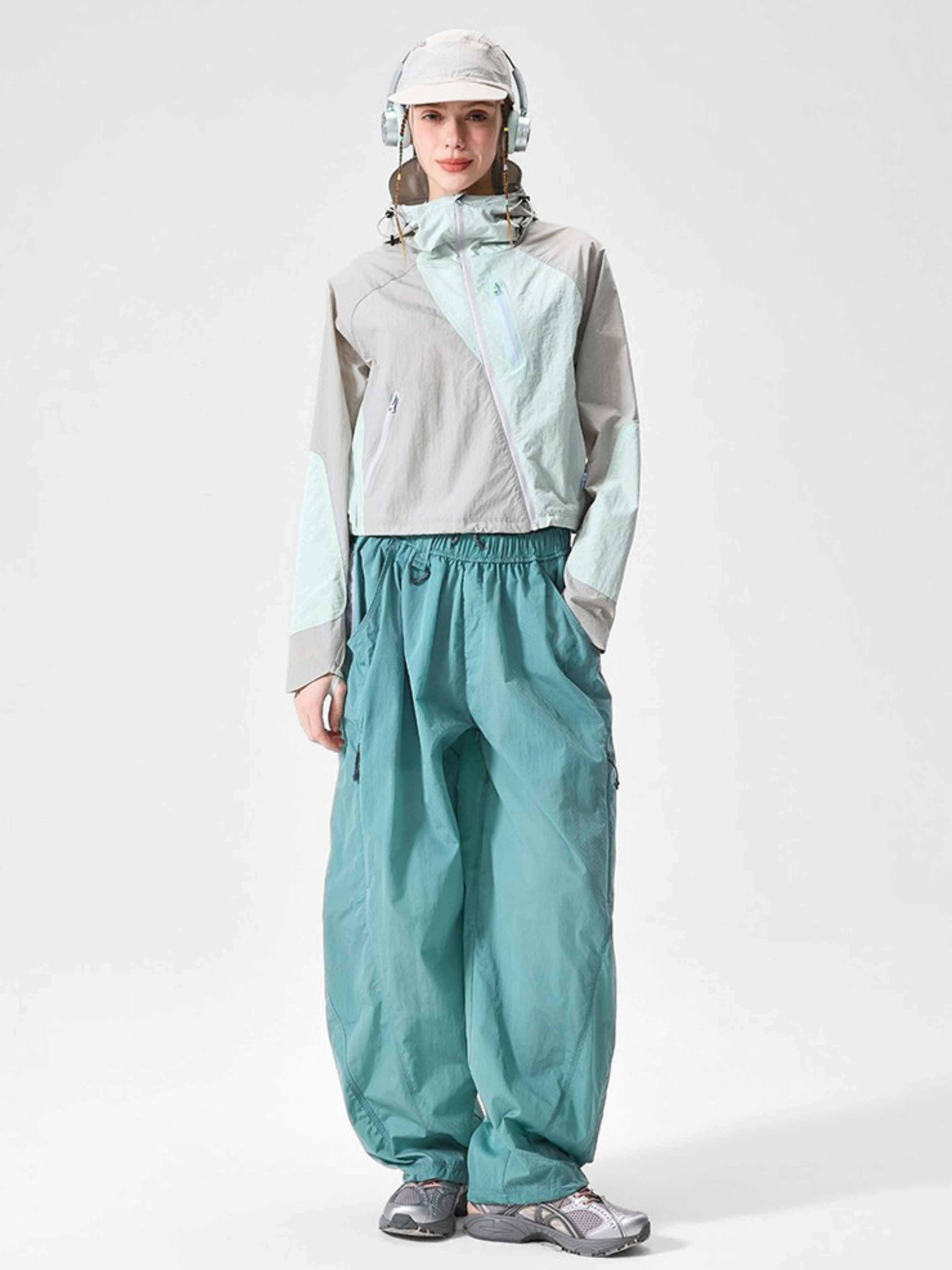 FrostFold - Women's UPF50+ Cropped Hooded Sun Protection Jacket