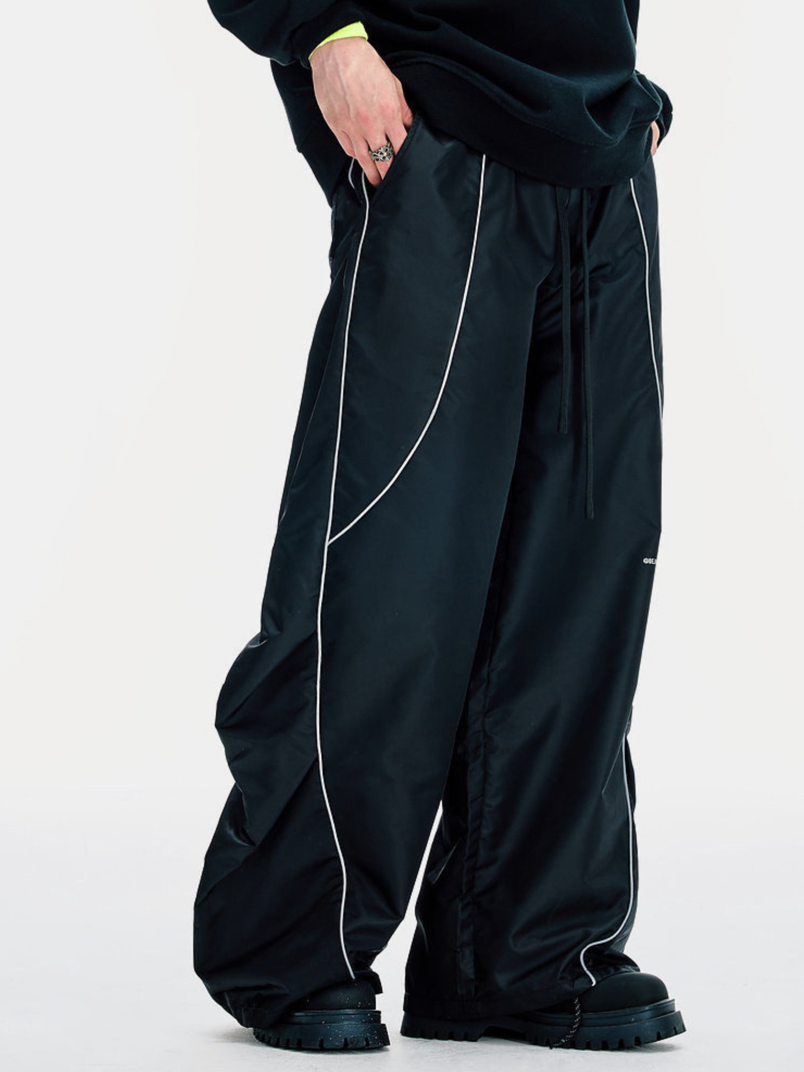 MesaFlow - Unisex Water-Repellent Lightweight Reflective Stripe Pants