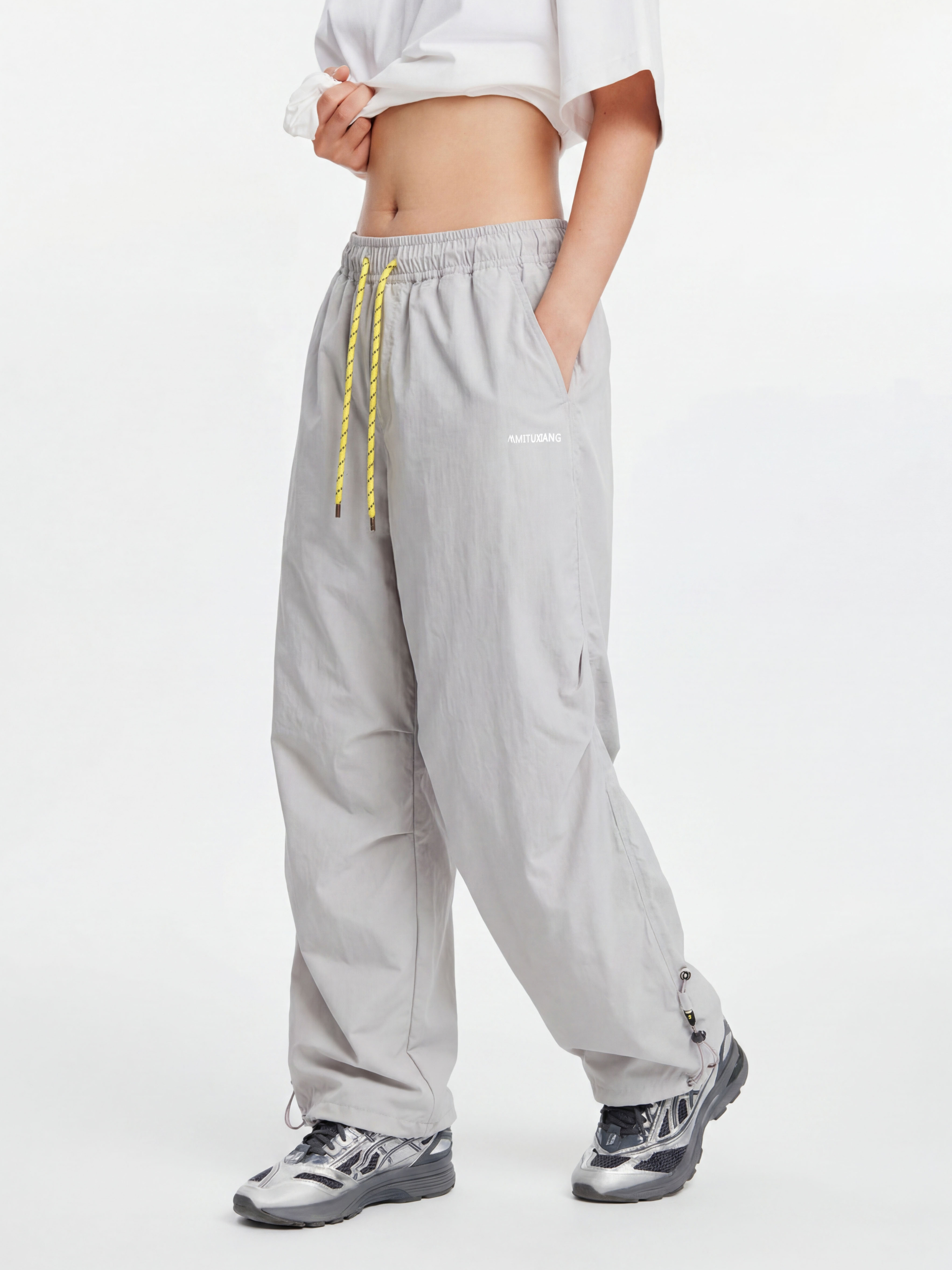 AlpTrail - Unisex Lightweight Windproof Water-Repellent Shell Pants